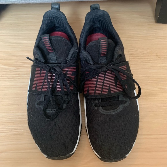 Nike training shoes - Picture 2 of 3